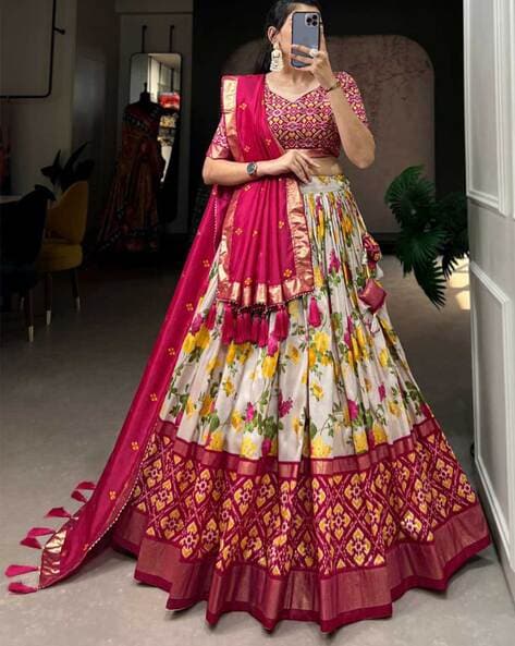 Buy online Sequence Embroidered Flared Lehenga Choli With Dupatta from  ethnic wear for Women by Mahika for ₹2949 at 74% off | 2024 Limeroad.com