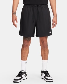 Best Offers on Nike shorts upto 20-71% off - Limited period sale