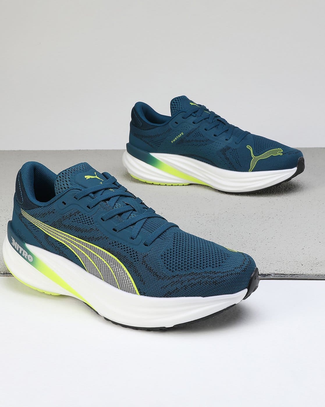 -1117Wx1400H-469582499-blue-