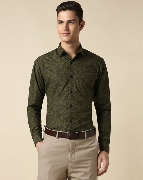 What Color Pants Goes With Dark Green Shirt Brown Trousers Outfit Idea  Inspiration Lookbook