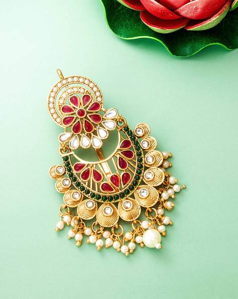 Buy brooch pin for women and girls latest gold color saree pin with white  stones and white color crystals latest metal bridal dress suit pin at  Amazon.in