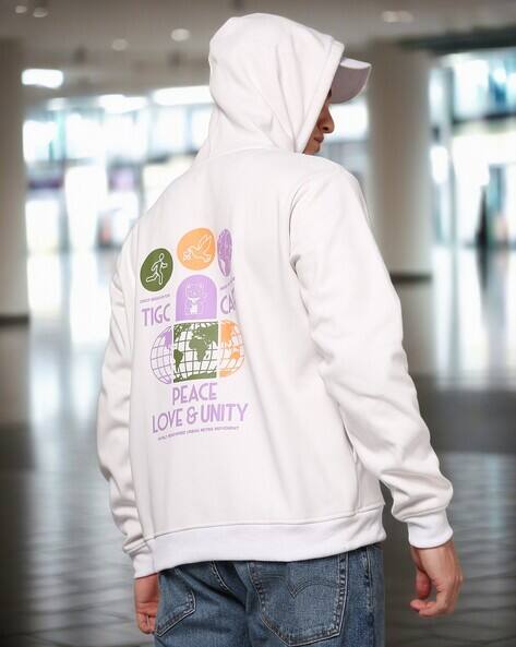 Men Printed Regular Fit Hoodie