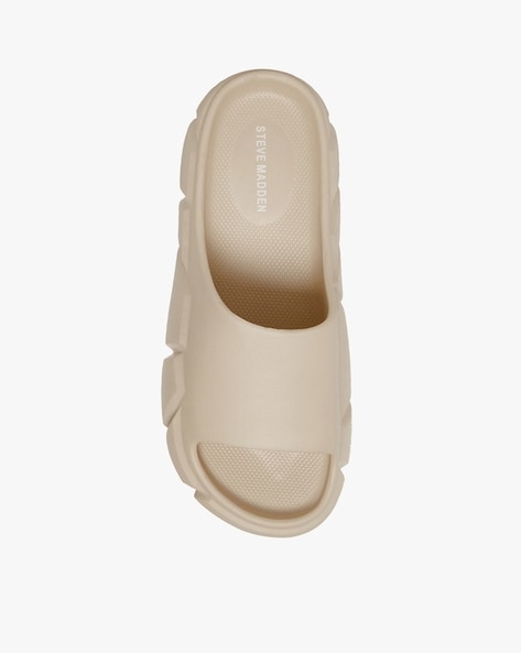 Steve madden best sale white slides