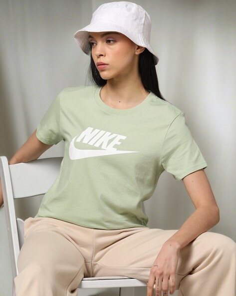 nike green t shirt women's