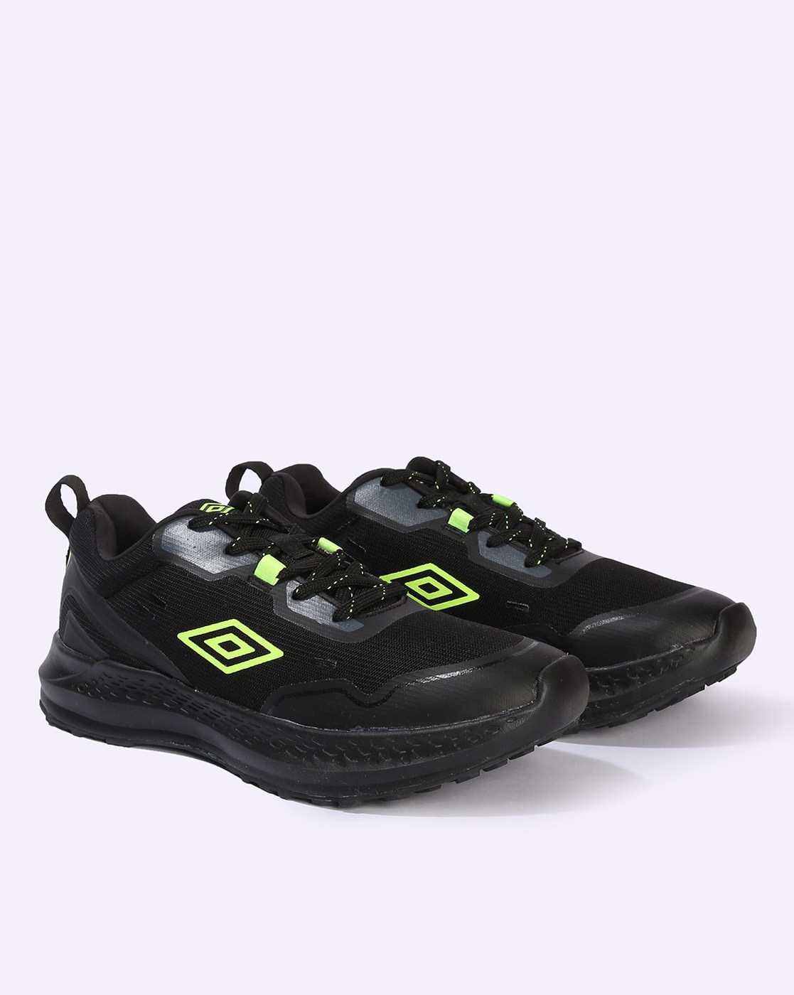 Umbro shoes price top in india