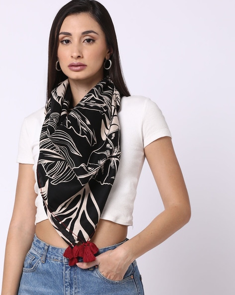 Women Leaf Print Scarf with Tassels Price in India