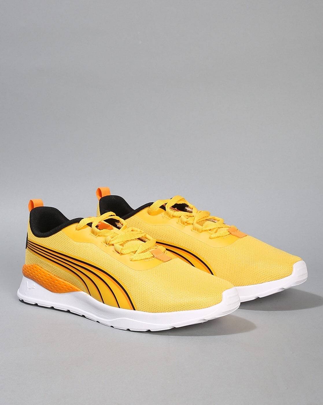 Puma fluxion ii hotsell men yellow