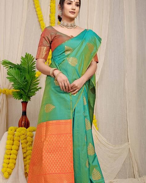 Avocado Green Titli Royal Paithani Silk Zari Woven Saree – TASARIKA -  India's Most Loved Sarees!