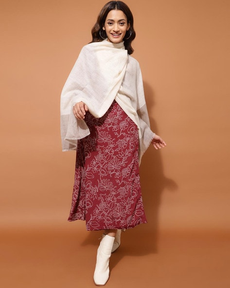 Women Woolen Stole with Frayed Hem Price in India