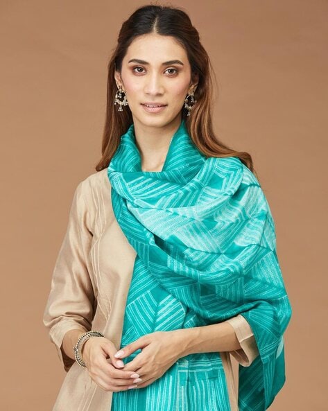 Women Geometric Print Silk Stole Price in India