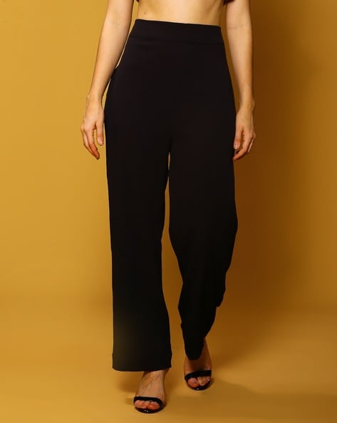 Women Black Solid Straight Fit Trouser