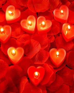 Rose Romance Red Heart Valentine's Scented Tealight Candles-image-4