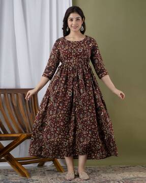 Maternity gown at Rs 9000/piece  Maternity Clothing in Jaipur