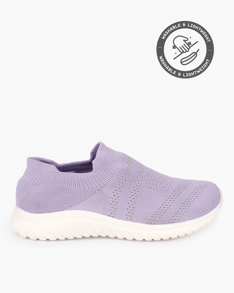 Women Low-Top Walking Shoes