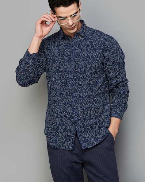 Men Regular Fit Shirt with Spread Collar