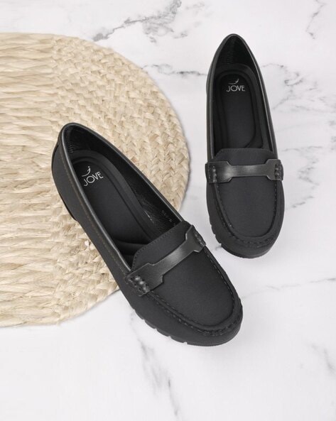 Jove Women Round-Toe Slip-On Loafers