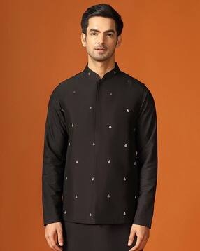 kisah Men Embroidered Regular Fit Nehru Jacket-picture-35