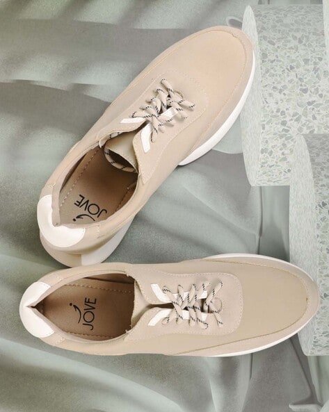 Jove Women Round-Toe Lace-Up Casual Shoes