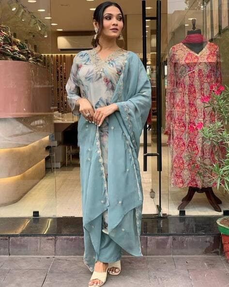 Buy Metallic Silk Blend Partywear Kurta Set -Inddus US – Inddus.com