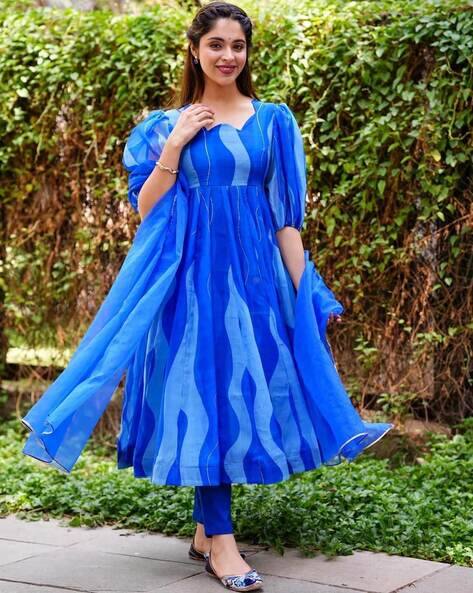 BOLLYLOUNGE Solid Anarkali Kurta Set