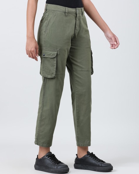 Women Bene Kleed Over Dyed Cargo Parachute Trousers