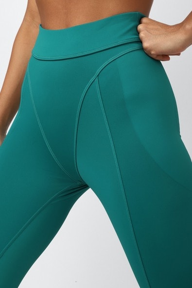 Flawless High-Waist 7/8 Sports Leggings