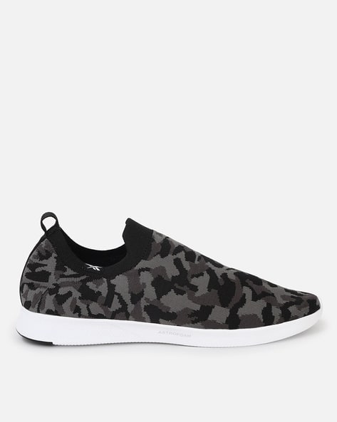 Reebok Men Camouflage Print Low-Top Walking Shoes