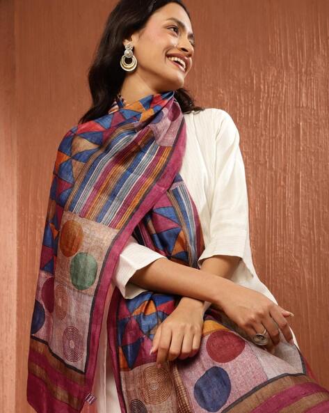 Women Geometric Print Stole Price in India