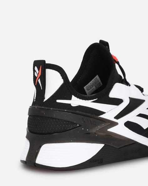 Men Panelled Low-Top Training Shoes