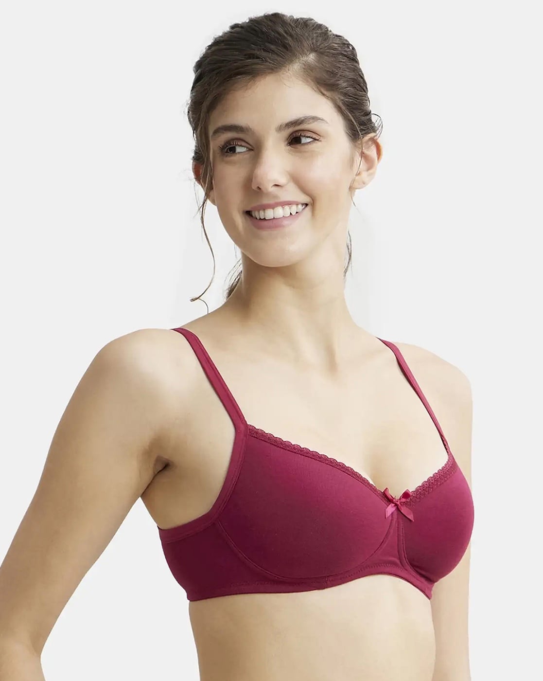 Buy Jockey 1723 Padded Lace Styling T-Shirt Bra With Adjustable Straps for  Women Online @ Tata CLiQ