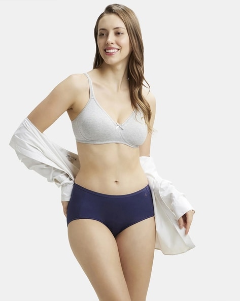 Buy Jockey Womens Essence Seamless Crossover Bra Underwear Online
