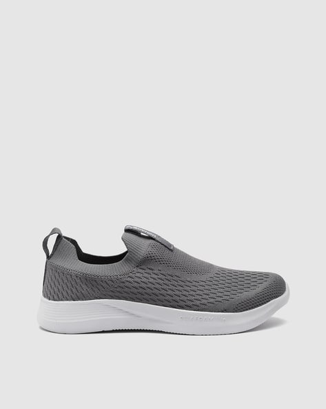 Men Low-Top Sports Shoes with Slip-On Styling