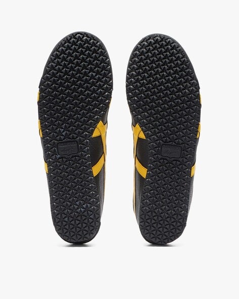 Buy Onitsuka Tiger Men Mexico 66 Low-Top Lace-Up Sneakers | Black