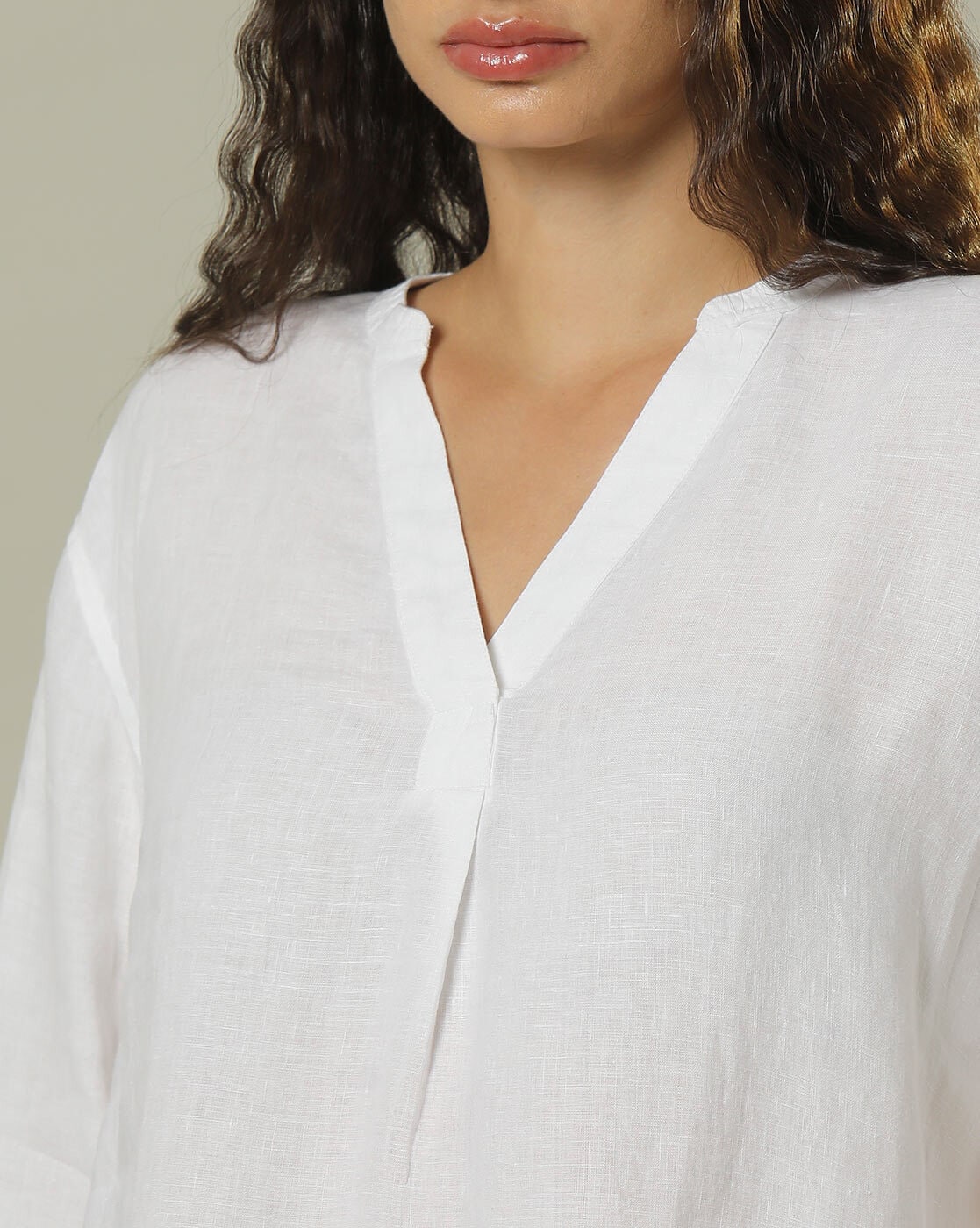 Evergreen Capsule Boxy White outlets Pure Linen Blouse