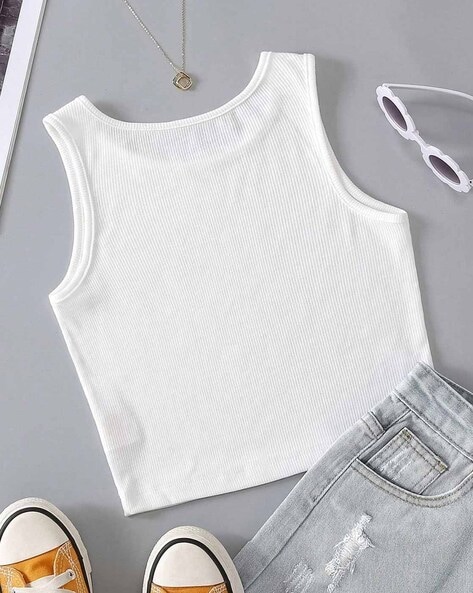Women Slim Fit Ribbed Halter-Neck Top