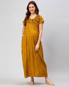 18 2024 month nightgown