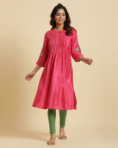 Women Embroidered Straight Kurta