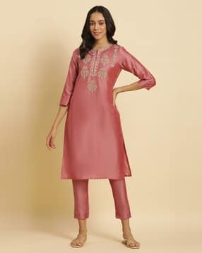 Women Yoke Embroidered Straight Kurta-picture-12