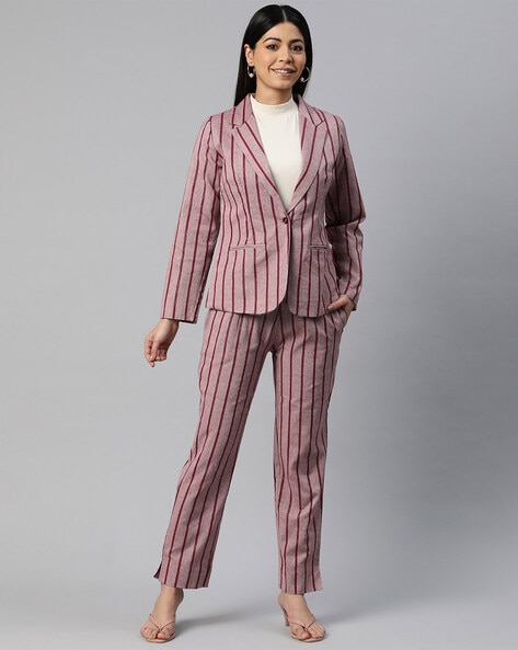 striped suit outfit, striped blazer, power suit outfit, matching set  outfit, street style outfit, aritzia outfit | Matching sets outfit, Style,  Power suit