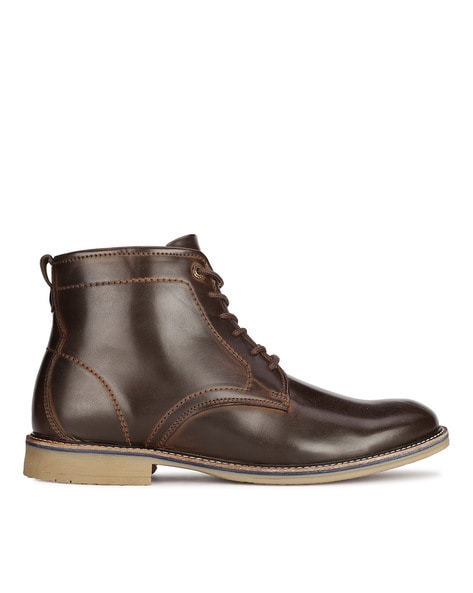 Bata chukka hot sale boots