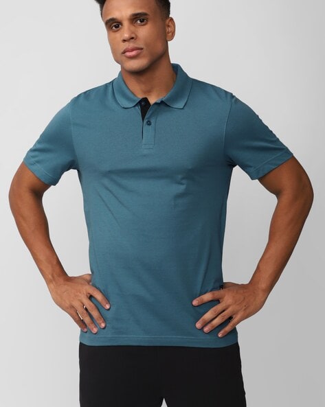 Reebok Men Slim Fit Polo T-Shirt