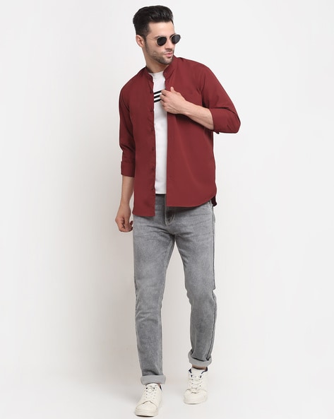 Details more than 139 maroon shirt with black jeans
