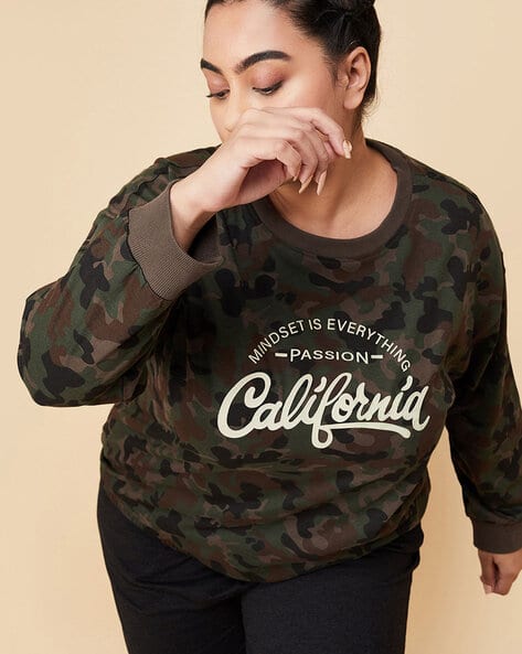 Women Camouflage Print Regular Fit Round-Neck T-Shirt