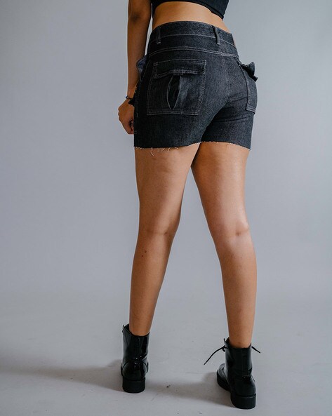 Women Denim Shorts with Insert Pockets