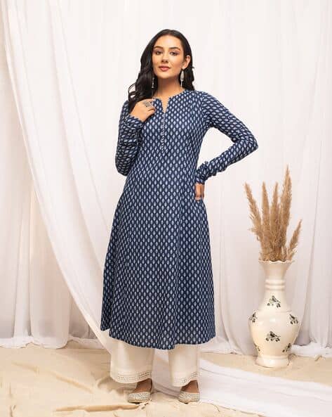 Flat 75% off on Women’s Kurti