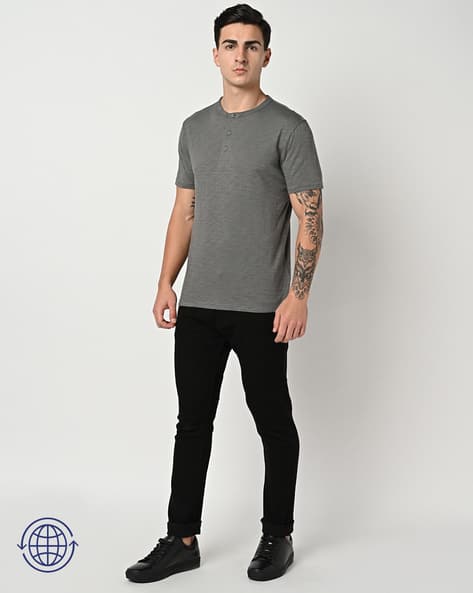 Buy GAP Men Regular Fit Henley T-Shirt Online | Ajio.com
