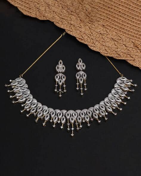 TRINK Women Gold-Plated Stone-Studded Necklace & Earrings Set