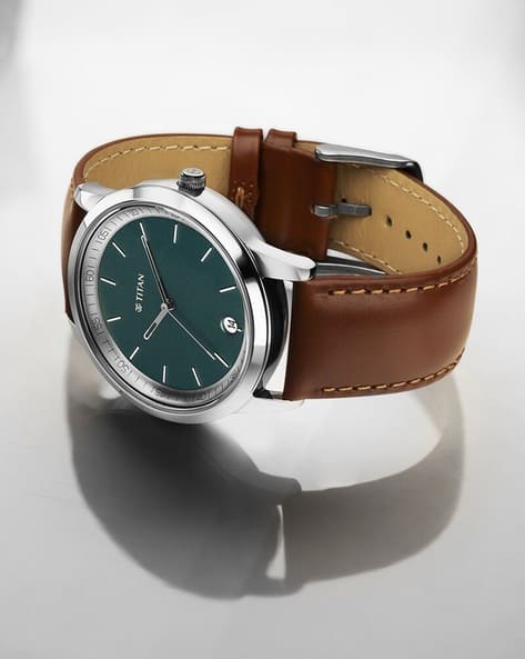 TITAN Men Water-Resistant Analogue Watch-1806SL12