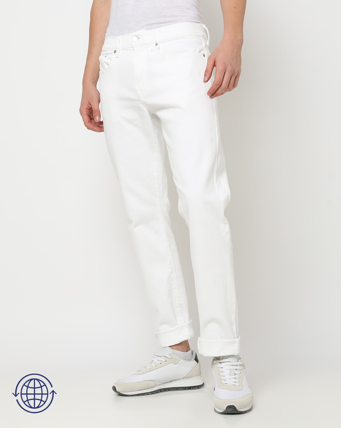 What To Wear With White Jeans - Men's Outfits & Style Tips
