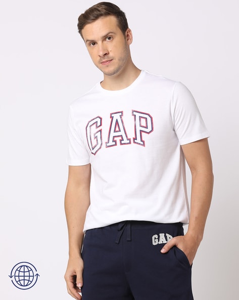 Gap classic deals fit shirt